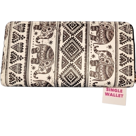 Elephant print wallet. New with tags - Picture 4 of 5